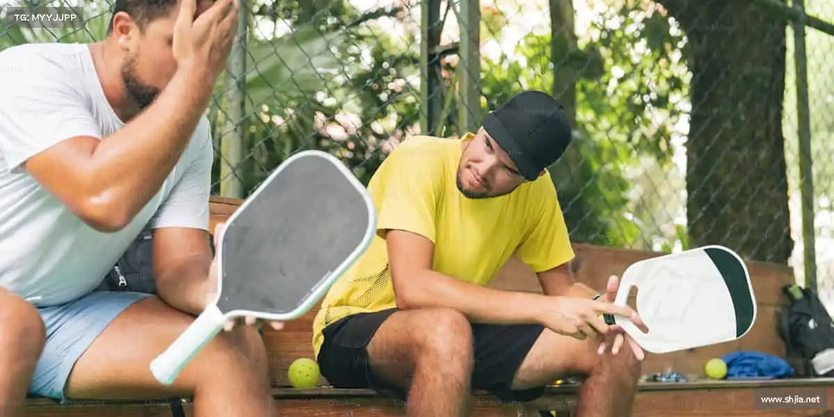 必一运动🎾挥动球拍，每一拍都是对胜利的渴望！